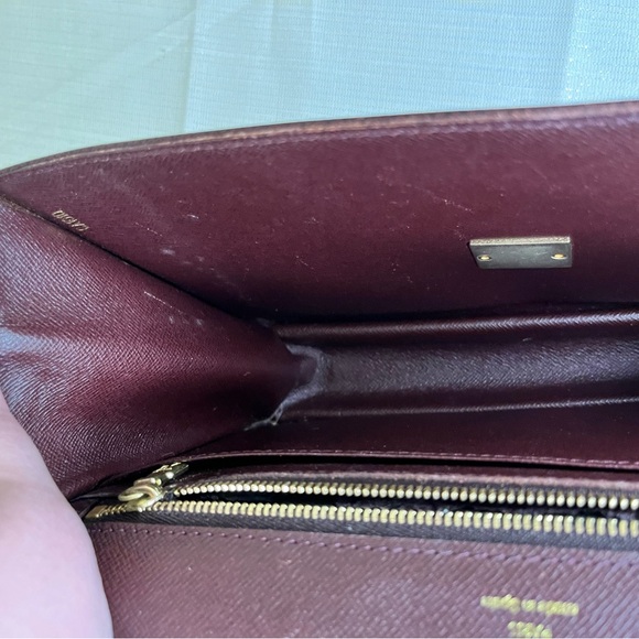 Louis Vuitton Taiga Selenga Pochette Clutch in Burgundy , COA included - Picture 10 of 15